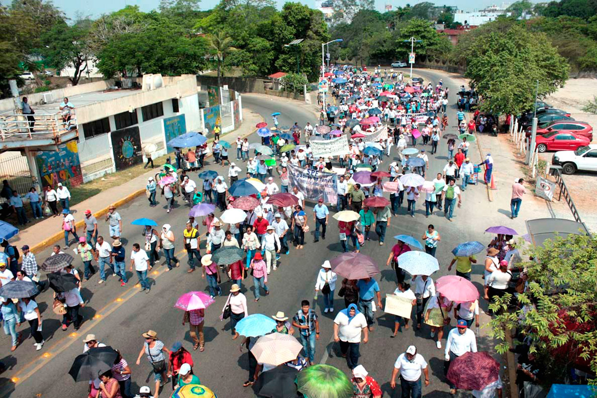 Alistan sindicatos movilizaciones en Villahermosa demandan pagos