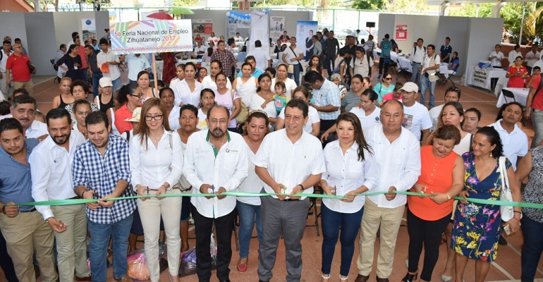 Feria de Empleo en Zihuatanejo oferta 500 vacantes en sector turístico 