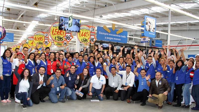 Frena Walmart amago de huelga otorgando 5.5% de alza salarial 