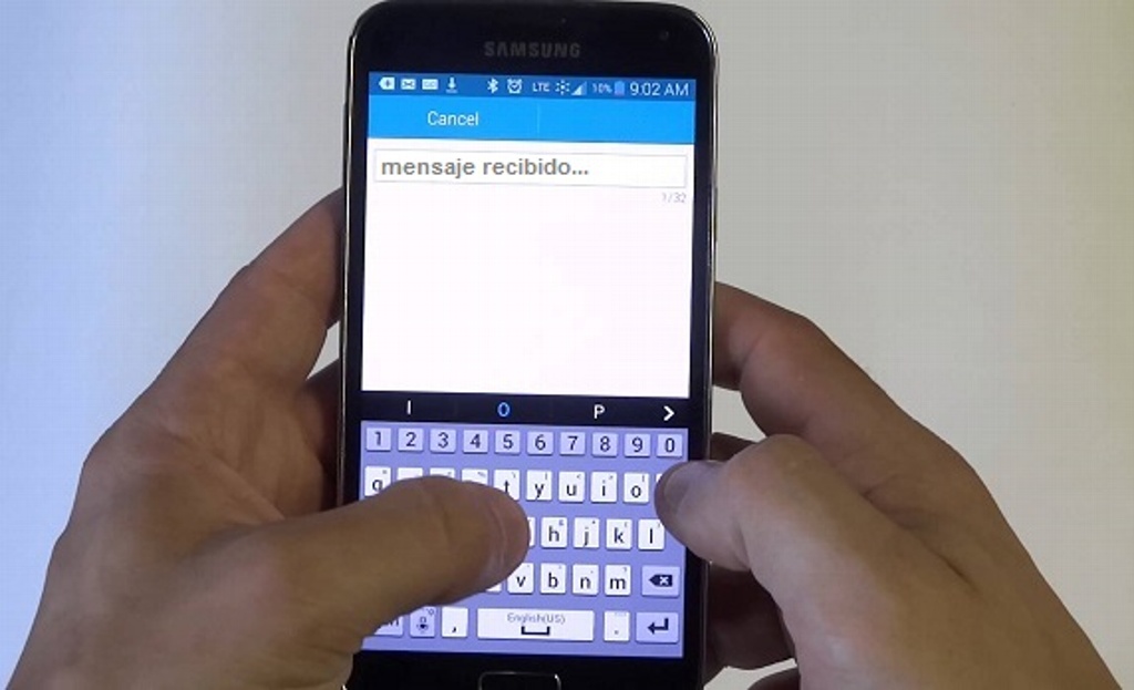 Mensajes de texto en celulares mejoran control de diabetes en adolescentes