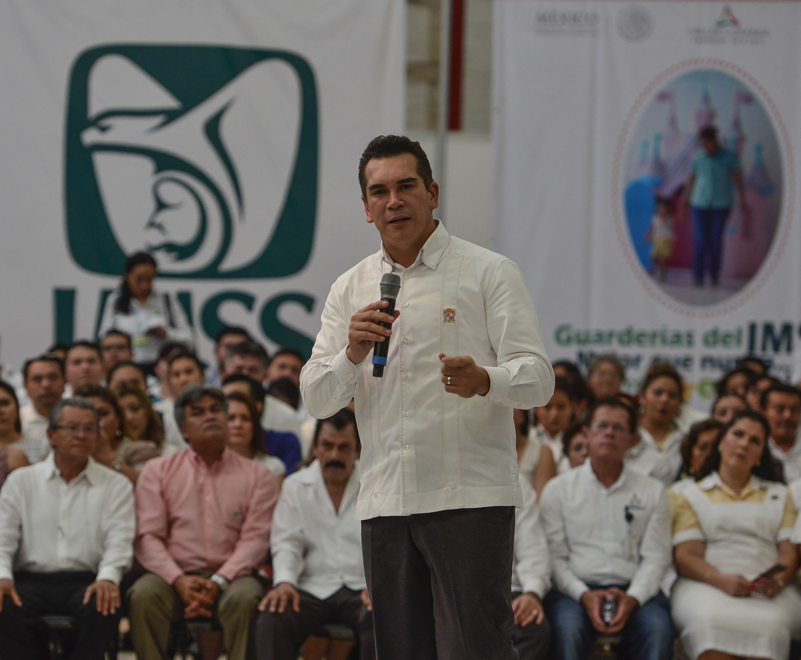 Proponen fortalecer servicios de salud en Campeche