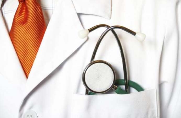 Rehuyen médicos arbitraje por quejas
